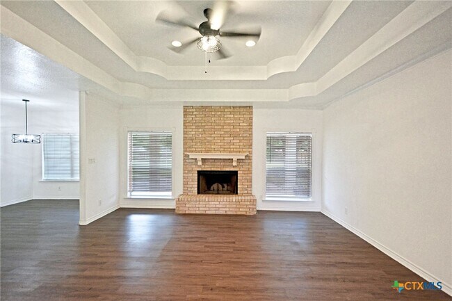 Building Photo - 380 Las Brisas Blvd