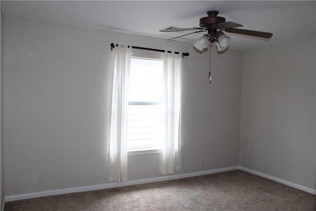 Building Photo - 3953 Canyon Glen Cir