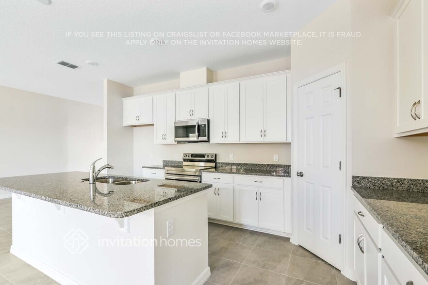 Building Photo - 4924 Autumn Ridge Dr