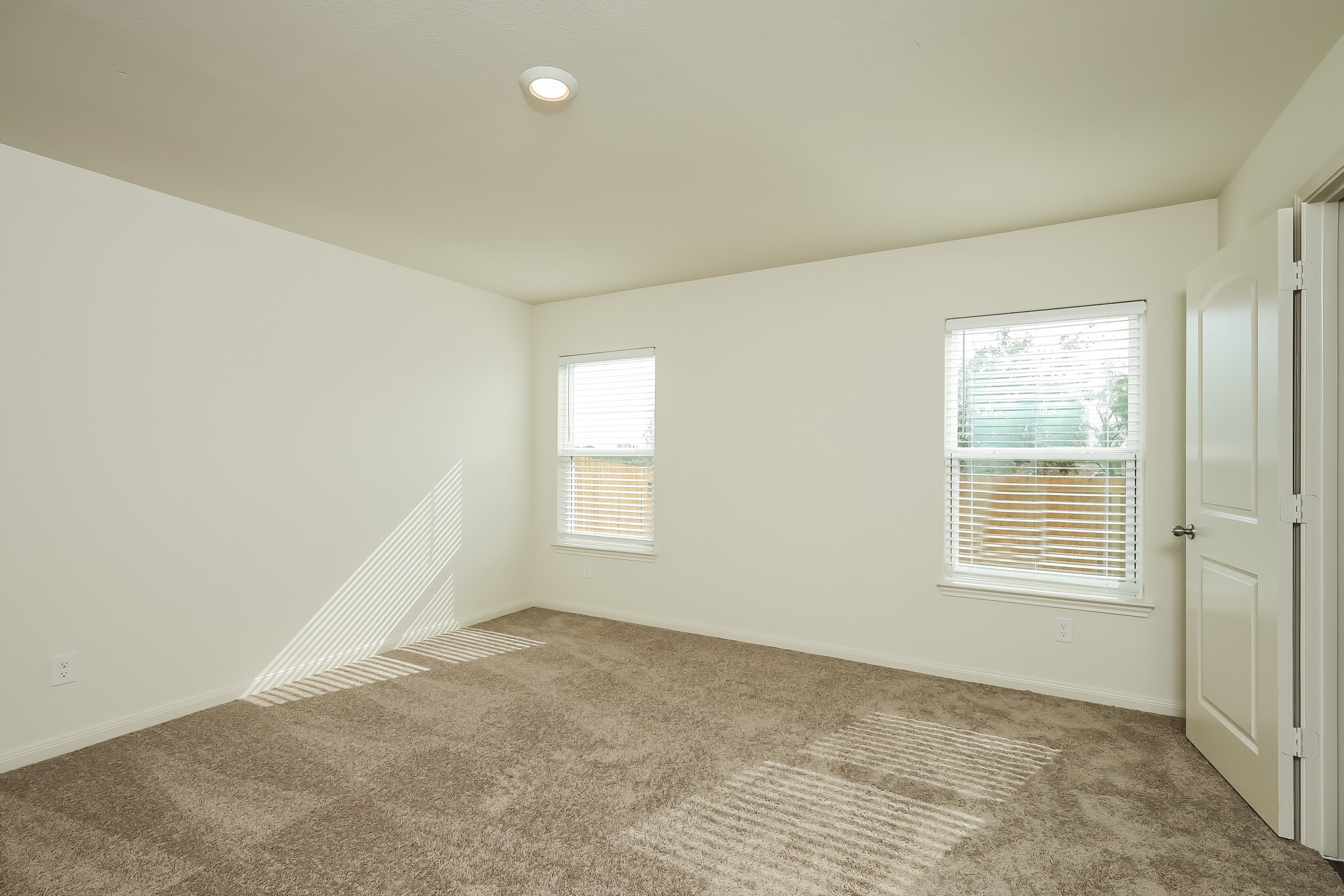 Building Photo - 12036 Claudette St