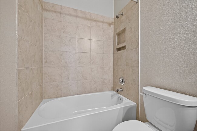 Building Photo - 6023 Briarstone Bay Dr