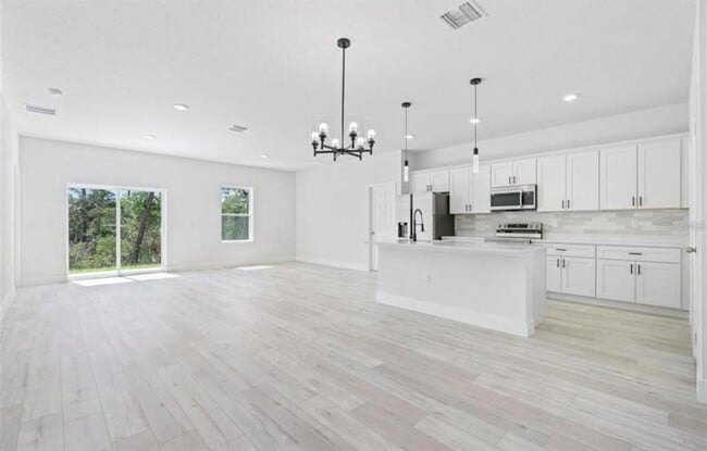 Building Photo - 2660 SW 162nd Street Rd