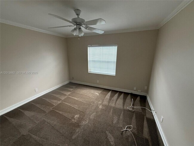 Building Photo - 170 Cypress Club Dr