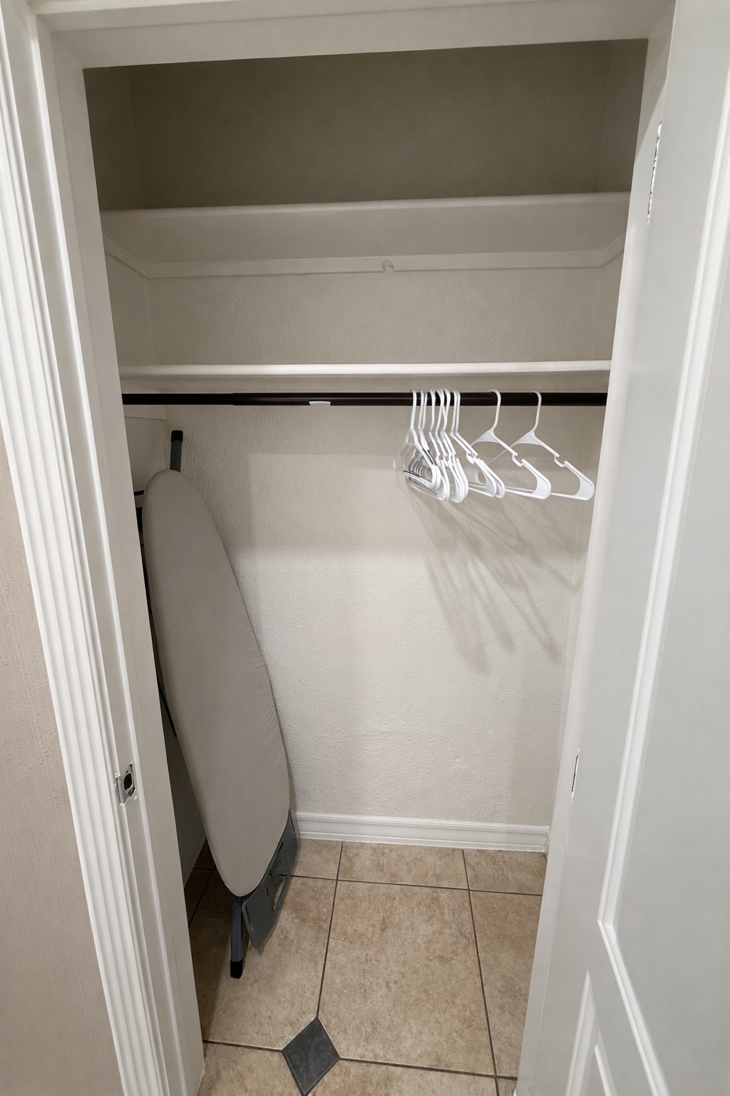 Building Photo - 1014 Brown St