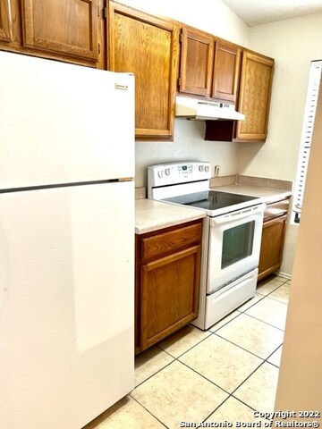 Building Photo - 117 Whisper Way