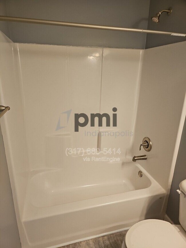 Building Photo - 2948 W New York St