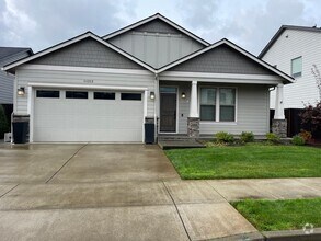 Building Photo - Beautiful Home with lots of upgrades