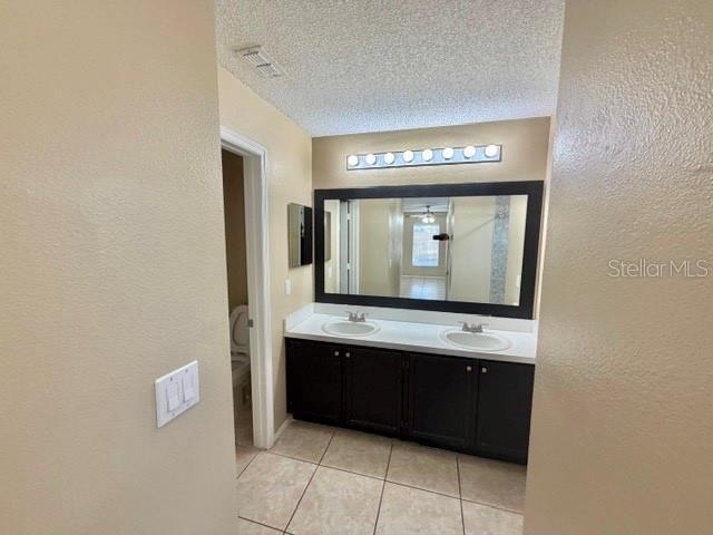 Building Photo - 14585 Grassy Cove Cir