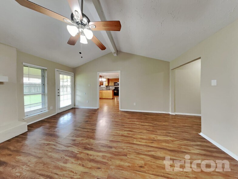 Building Photo - 16231 Cypress Point Dr