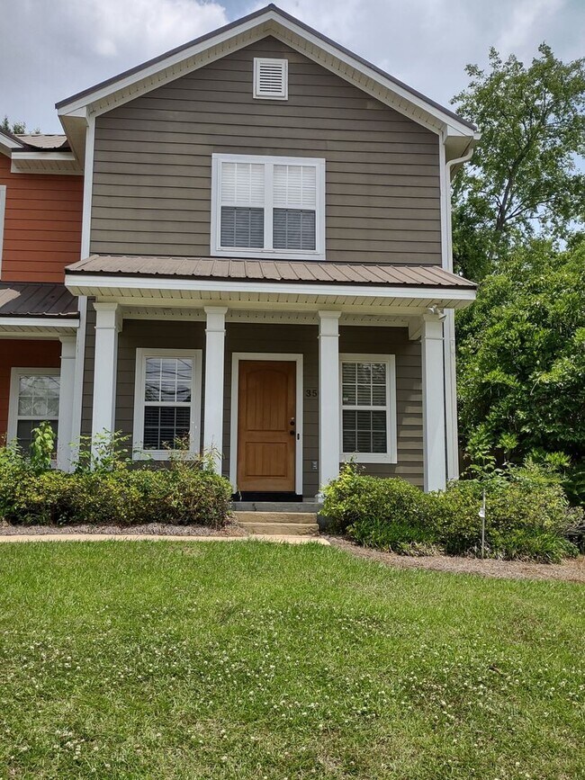 Primary Photo - N State St 3508-3514 (duplex)