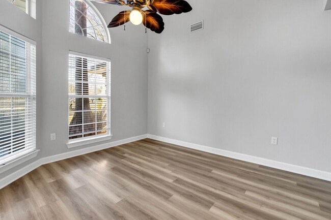 Building Photo - 4429 Southminster Cir