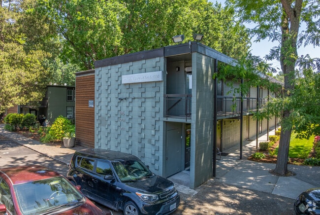 Exterior - Milan Apartments