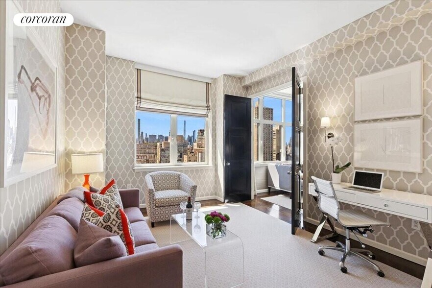 Building Photo - 181 E 90th St