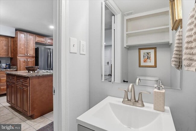 Building Photo - 9234 Byrd Dr