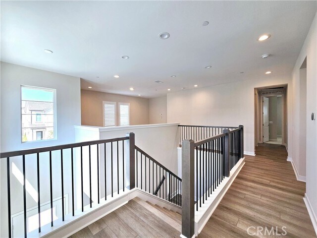 Building Photo - 310 Brackens