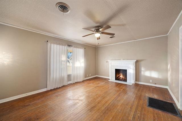 Building Photo - 806 Buckalew St