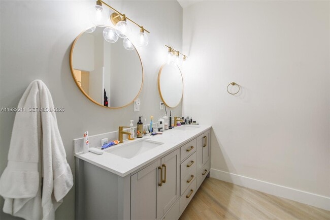 Building Photo - 19501 W Country Club Dr