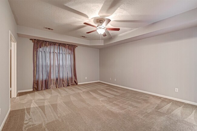 Building Photo - 2130 Autumn Fern Dr