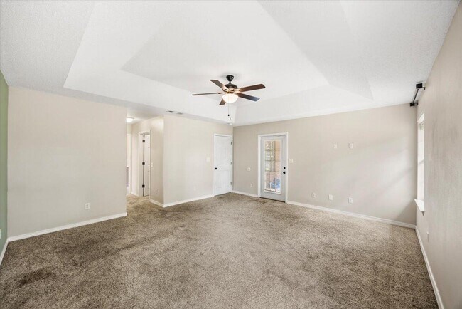 Building Photo - 1922 Coral St