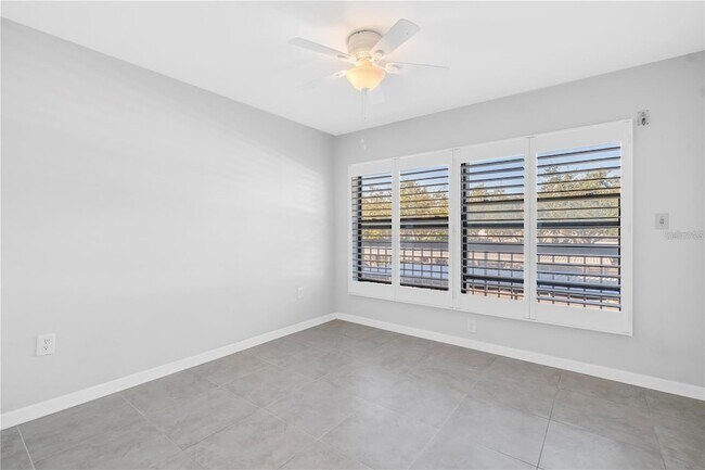 Building Photo - 1320 Pasadena Ave S