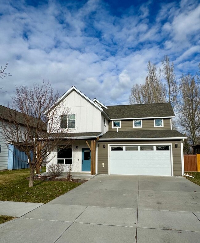 Building Photo - Chic & Comfortable 3-Bed Home in Bozeman’s King Arthur Park