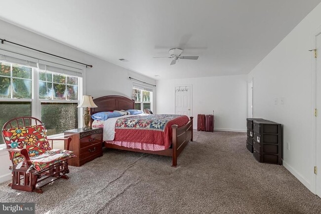 Building Photo - 8265 Glade Bank Dr