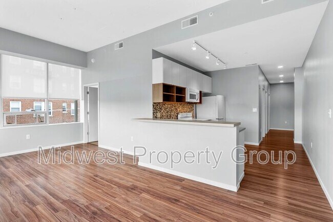 Building Photo - 4100 Lindell Blvd