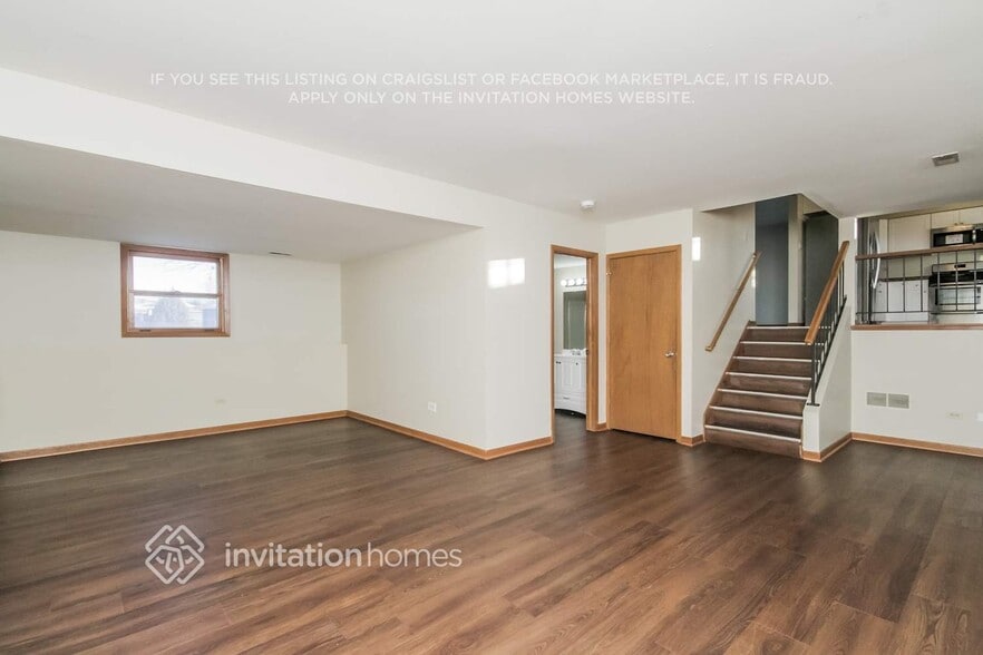 Building Photo - 3818 Jonathan Simpson Dr