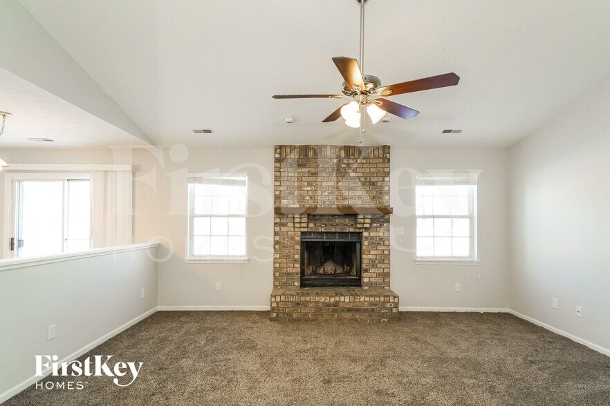 Building Photo - 11824 Shannon Pointe Rd