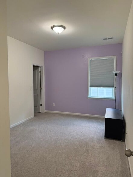 Building Photo - 17819 Summers Walk Blvd