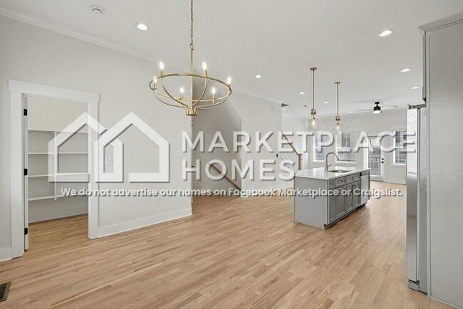 Building Photo - 972 Dozier Pl