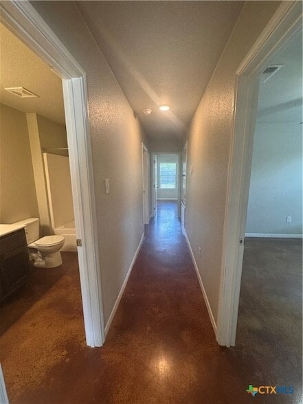 Building Photo - 2204 Indian Trail