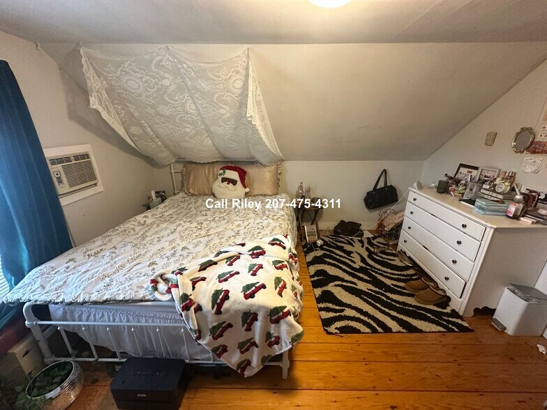 Building Photo - 11 Reedsdale St