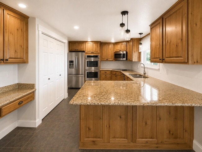 Building Photo - Caretaker Rental Opportunity – Fully Furnished Home in Historic Spring City