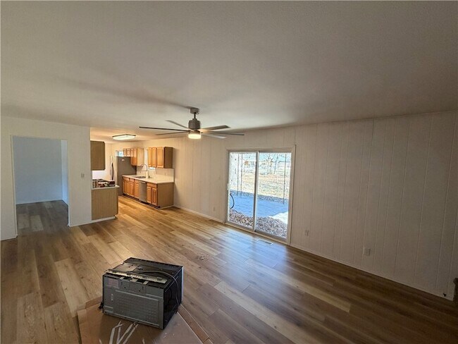 Building Photo - 2854 N Loxley Ave