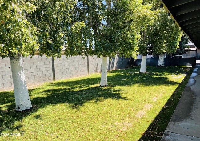 Building Photo - 4601 N 12th Ave