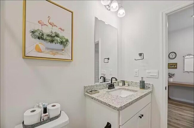 Building Photo - 2047 Hansel Hl Dr