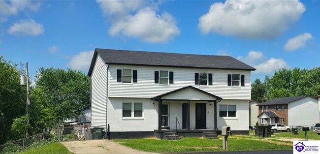 Building Photo - 408 Wagon Wheel Trail
