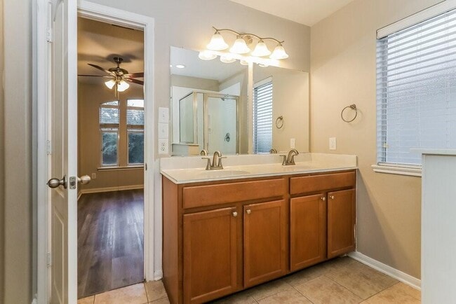 Building Photo - 13118 Majestic Pl Ct