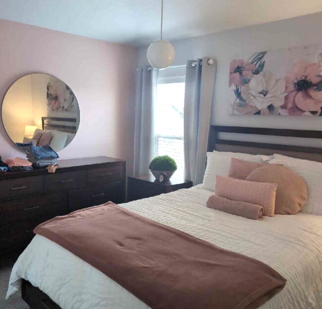 Building Photo - 10617 Topview Rd