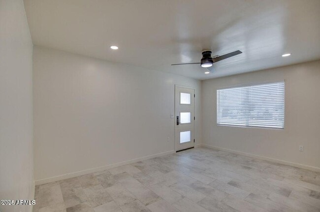 Building Photo - 1411 S Bonarden Ln