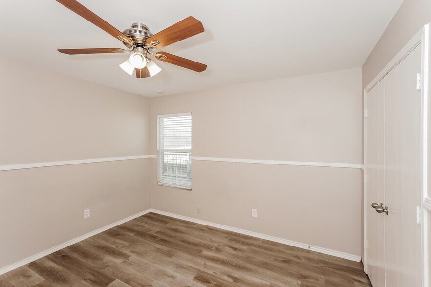 Building Photo - 4549 Lacebark Ln