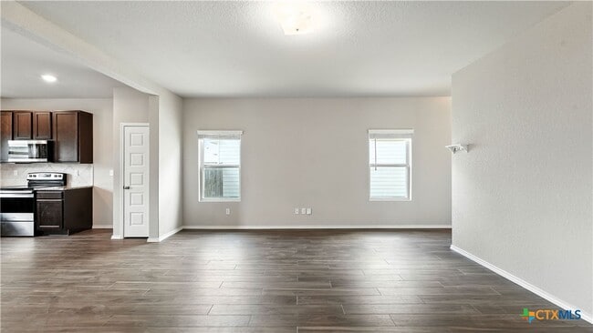 Building Photo - 2513 Marty Way