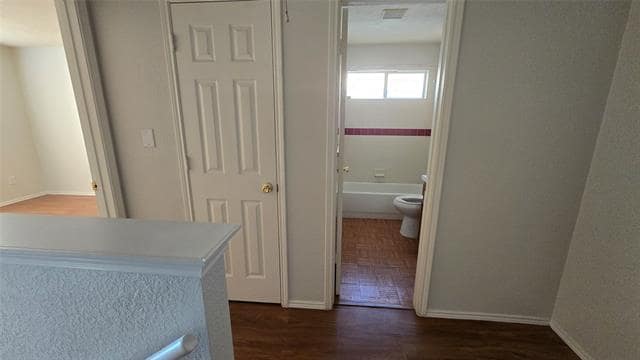 Building Photo - 18064 Kelly Blvd