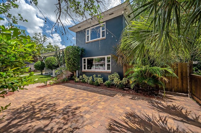 Building Photo - Tampa Bay Beautiful Historic Home