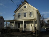 Building Photo - 732 W Nyack Rd