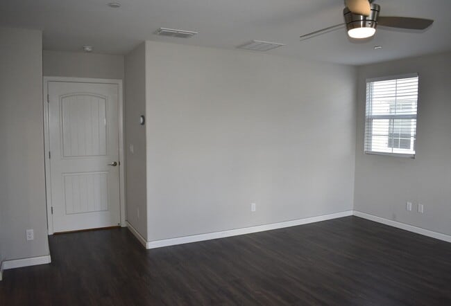 Building Photo - 3251 Foxton Wy