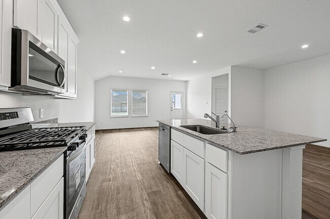 Building Photo - 31230 Yatesbury Ln