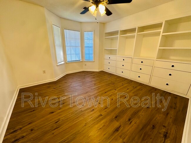 Building Photo - 1134 Hunter's Lake Dr
