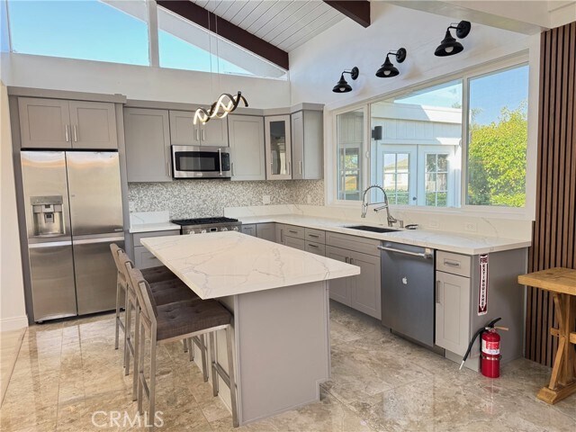 Building Photo - 16602 Wellington Cir